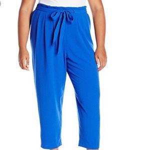 Melissa McCarthy Seven cropped cobalt pants